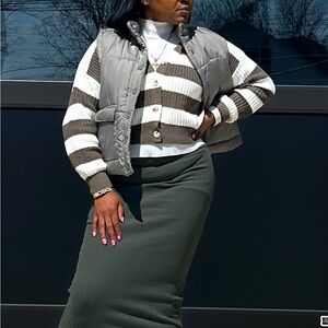 Hello Poshers!!!!! Thanks so much for all your support !!!